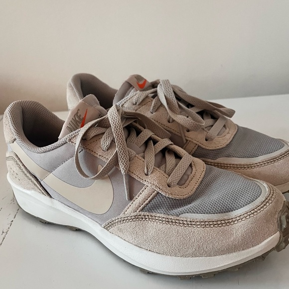 Nike Waffle debut - Picture 1 of 6